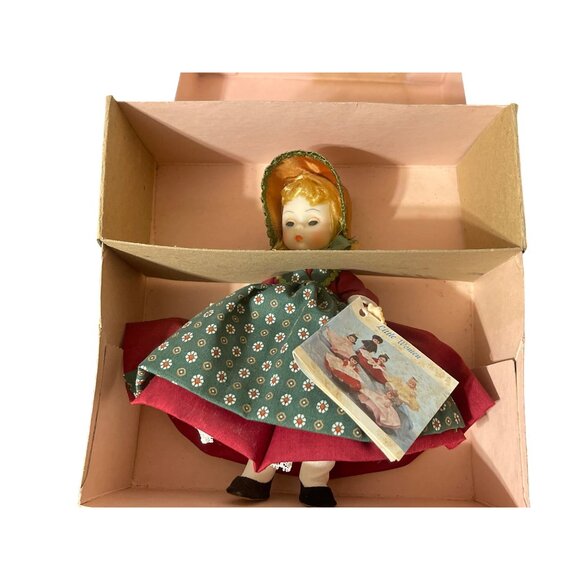 Vintage Madame Alexander Denmark World Doll Original Box Red Green Estate 8" - Picture 3 of 4